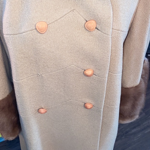 Rothmoore Beauty - Picture 3 of 16